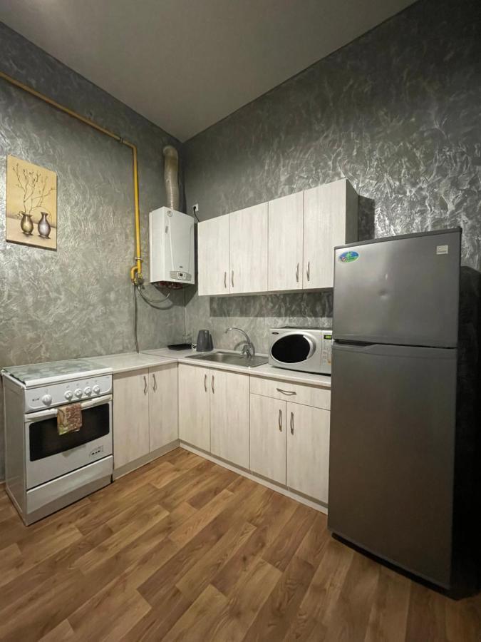 Romantic Apartments - City Center 5 15 Lviv Exterior photo